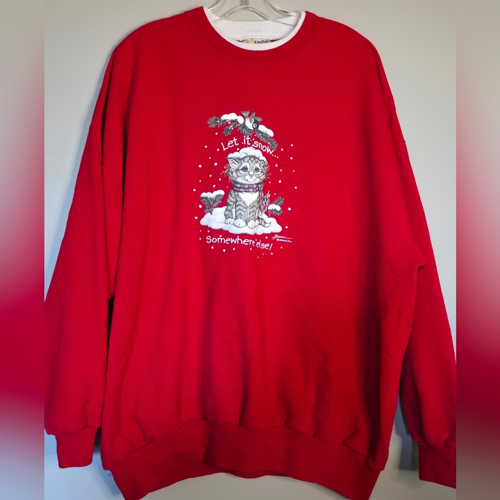 Morning Sun Vintage, Red 'Let It Snow' Cat Graphic Sweatshirt - Woman.